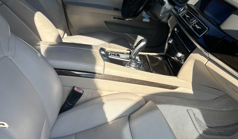 2012 BMW 750i full