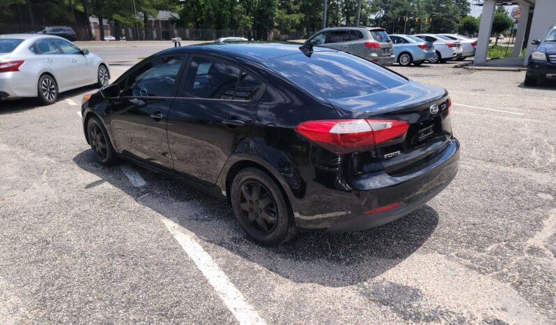 2016 Kia Forte full