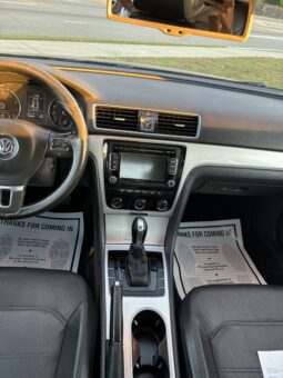 2013 Volkswagen Passat full