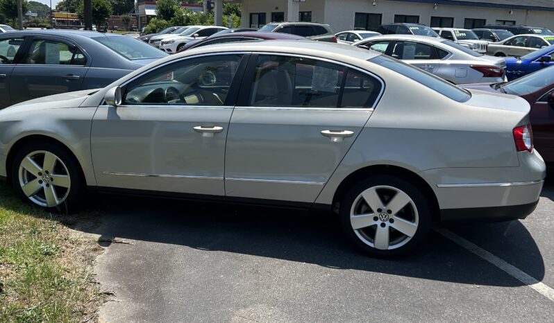 2009 Volkswagen Passat full