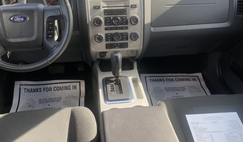 2010 Ford Escape full