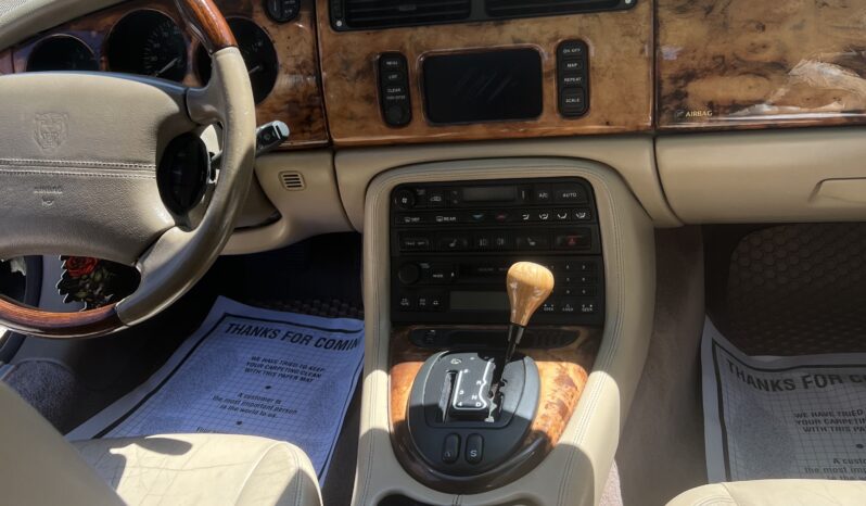 2001 Jaguar xk8 full