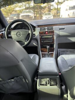 1996Mercedes Benz e320 full