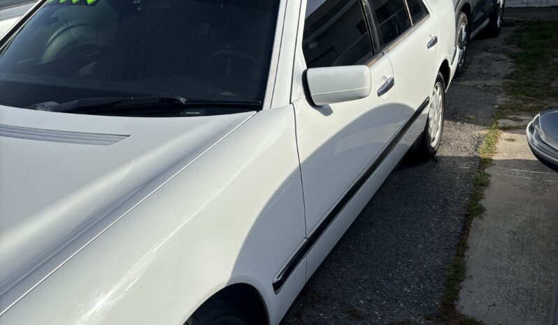 1996Mercedes Benz e320 full
