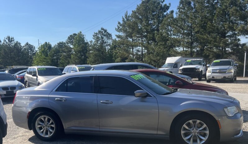 2015 Chrysler 300 full