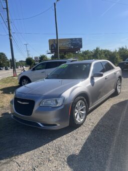 2015 Chrysler 300 full