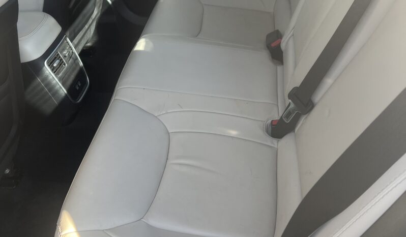 2015 Chrysler 300 full