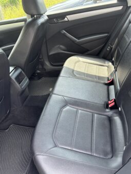 2012 Volkswagen Passat full