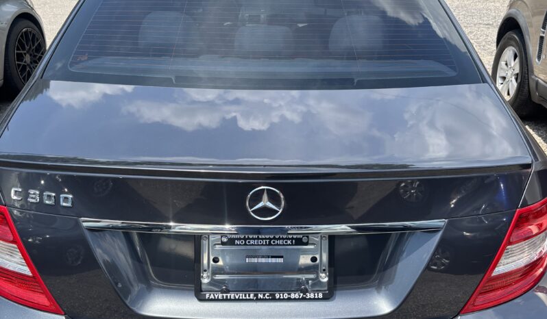 2011 Mercedes Benz C300 full